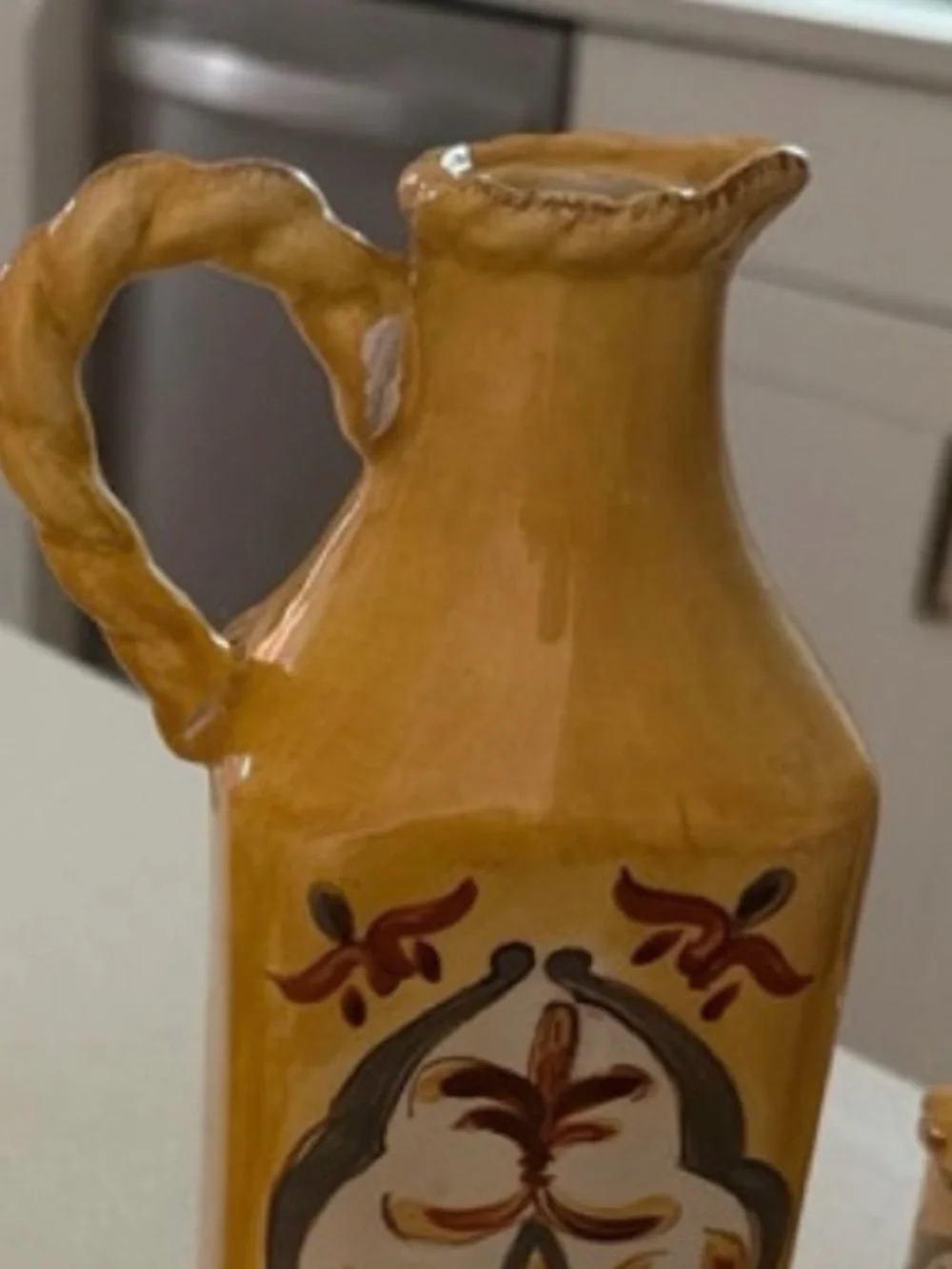 Artimino Tuscan Countryside Sienna Yellow Oil Vinegar Salt Pepper Set